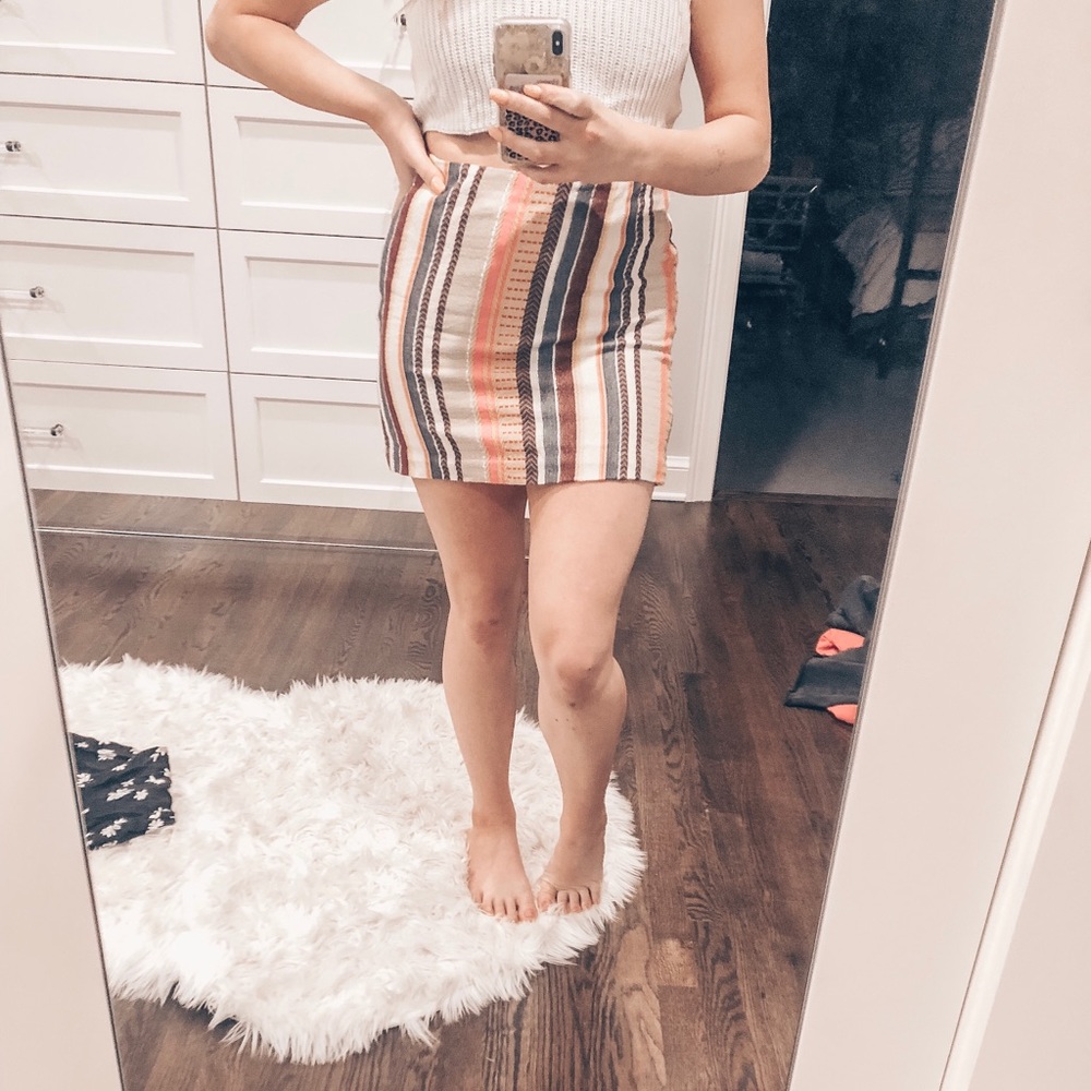 Color striped skirt